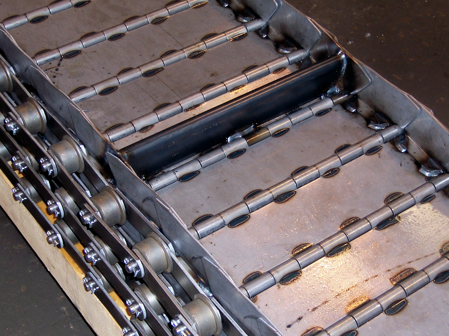 Transcon conveyor installation